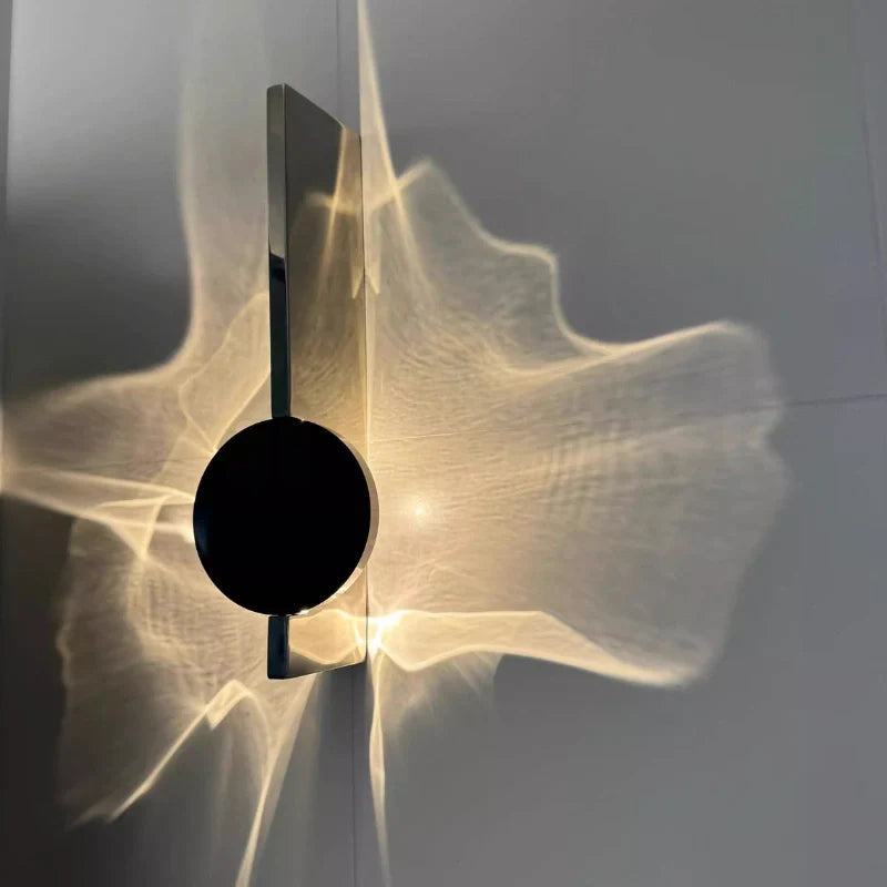 Rotating Ripple Wall Light